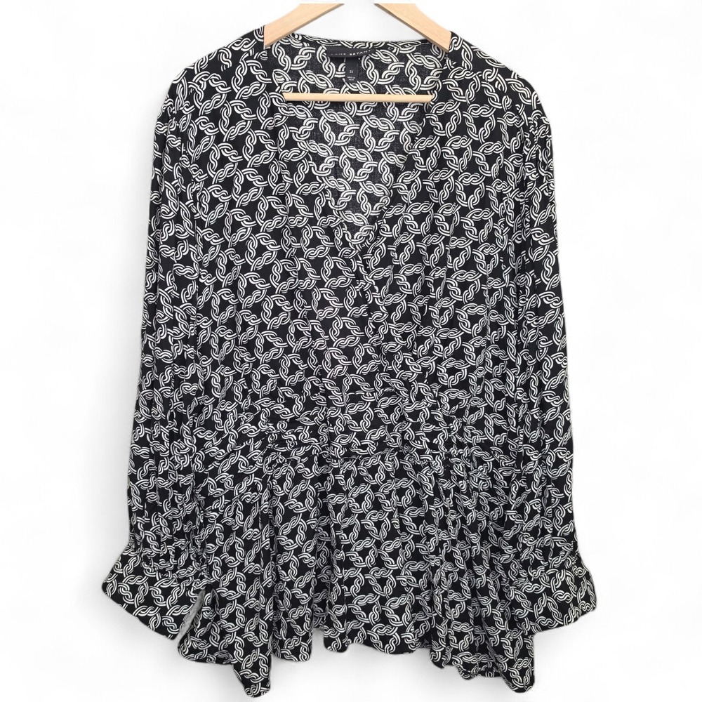 Lane Bryant Top Womens Plus 22 Black Printed Surplice Neck‎ Blouse Long Sleeve